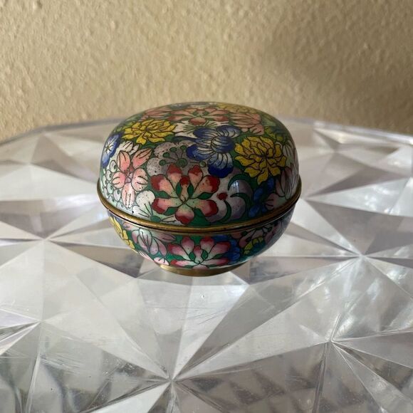 Cloisonné Bird Egg Blue Enamel Floral Vintage Trinket Round Box - Picture 4 of 11